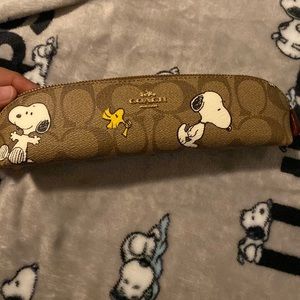 Coach peanuts snoopy pencil pouch